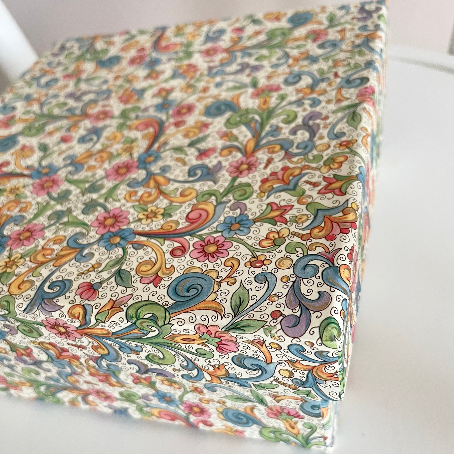 Festival (Medium Box)